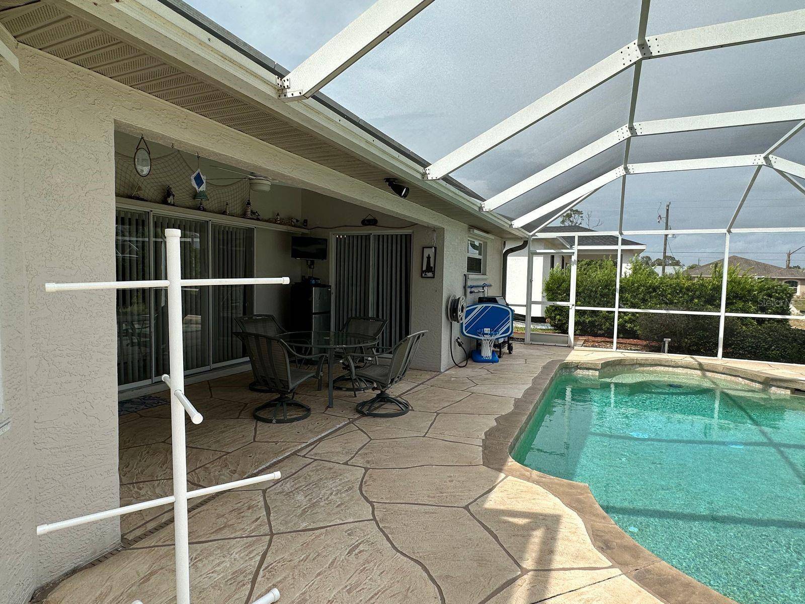 Rotonda West, FL 33947,107 COTTAGE PL