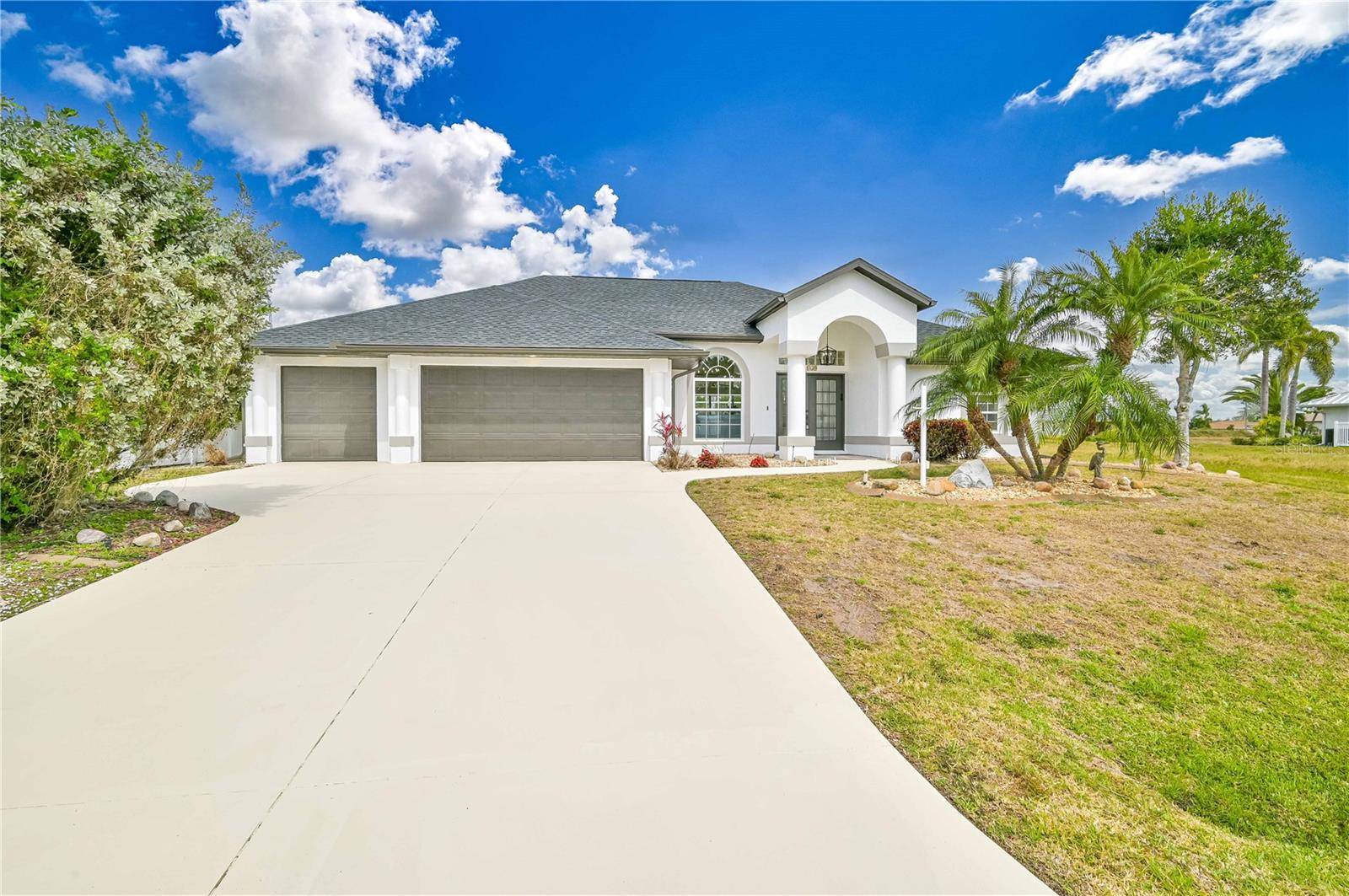 Rotonda West, FL 33947,659 ROTONDA CIR