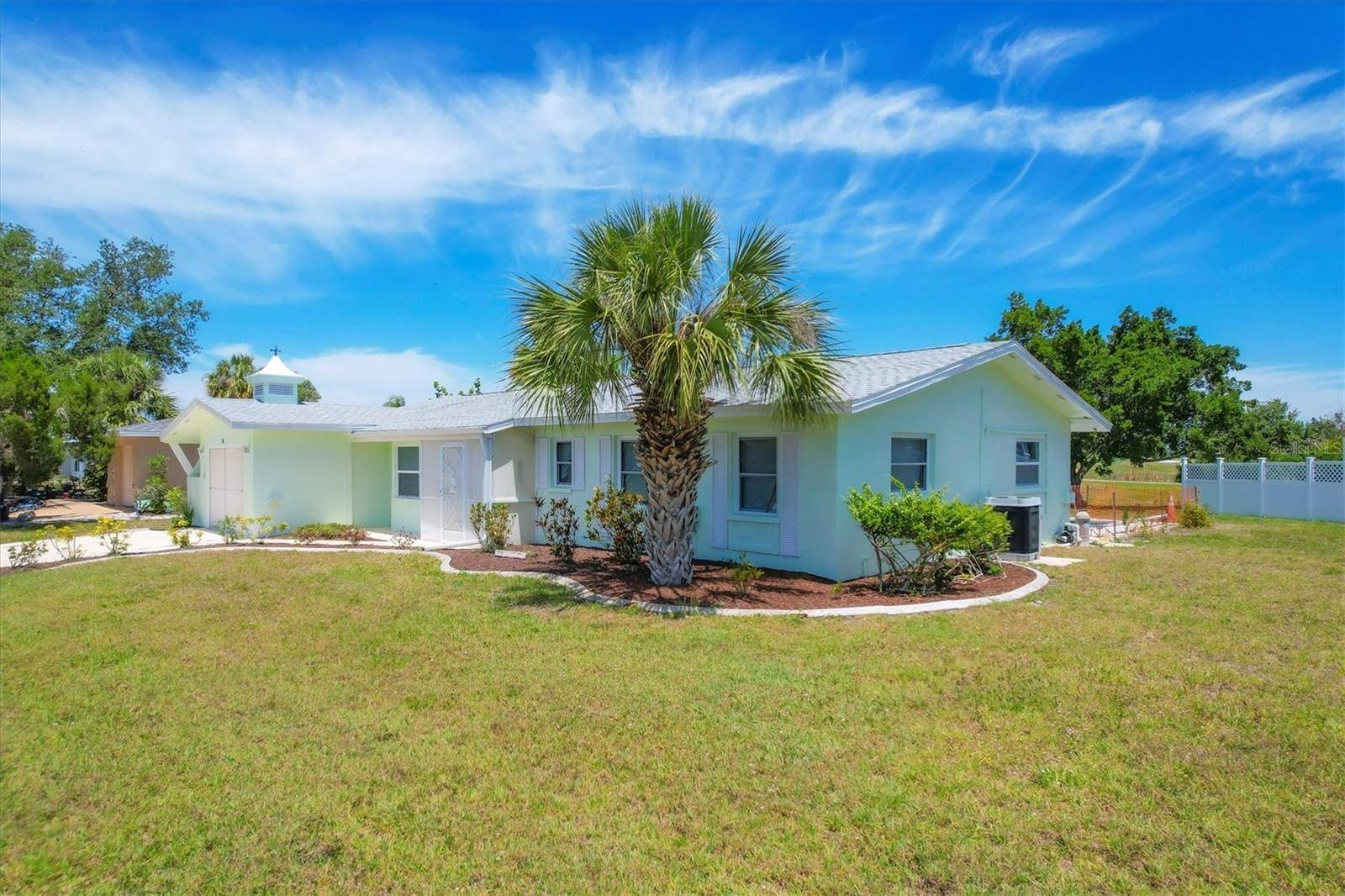 Rotonda West, FL 33947,76 ROTONDA CIR