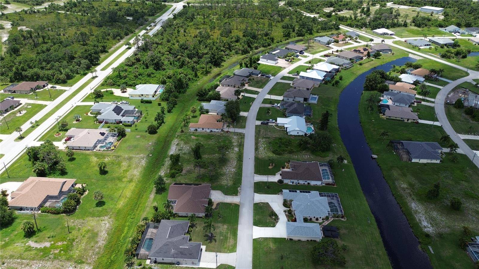 Rotonda West, FL 33947,188 MARINER LN