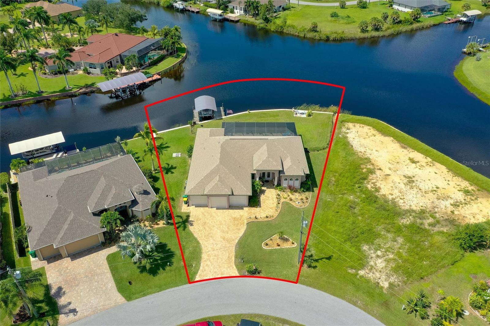 Port Charlotte, FL 33981,15668 AUTRY CIR