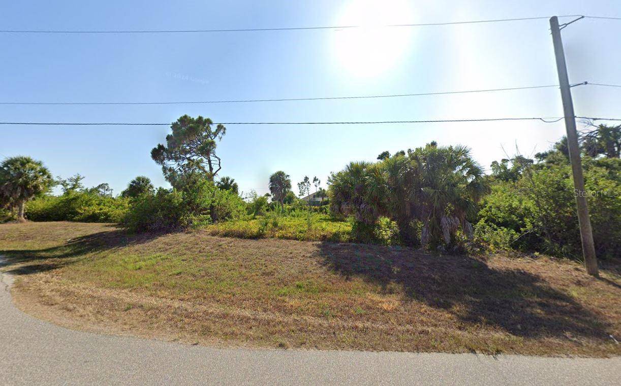 Rotonda West, FL 33947,329 AUSTRALIAN DR