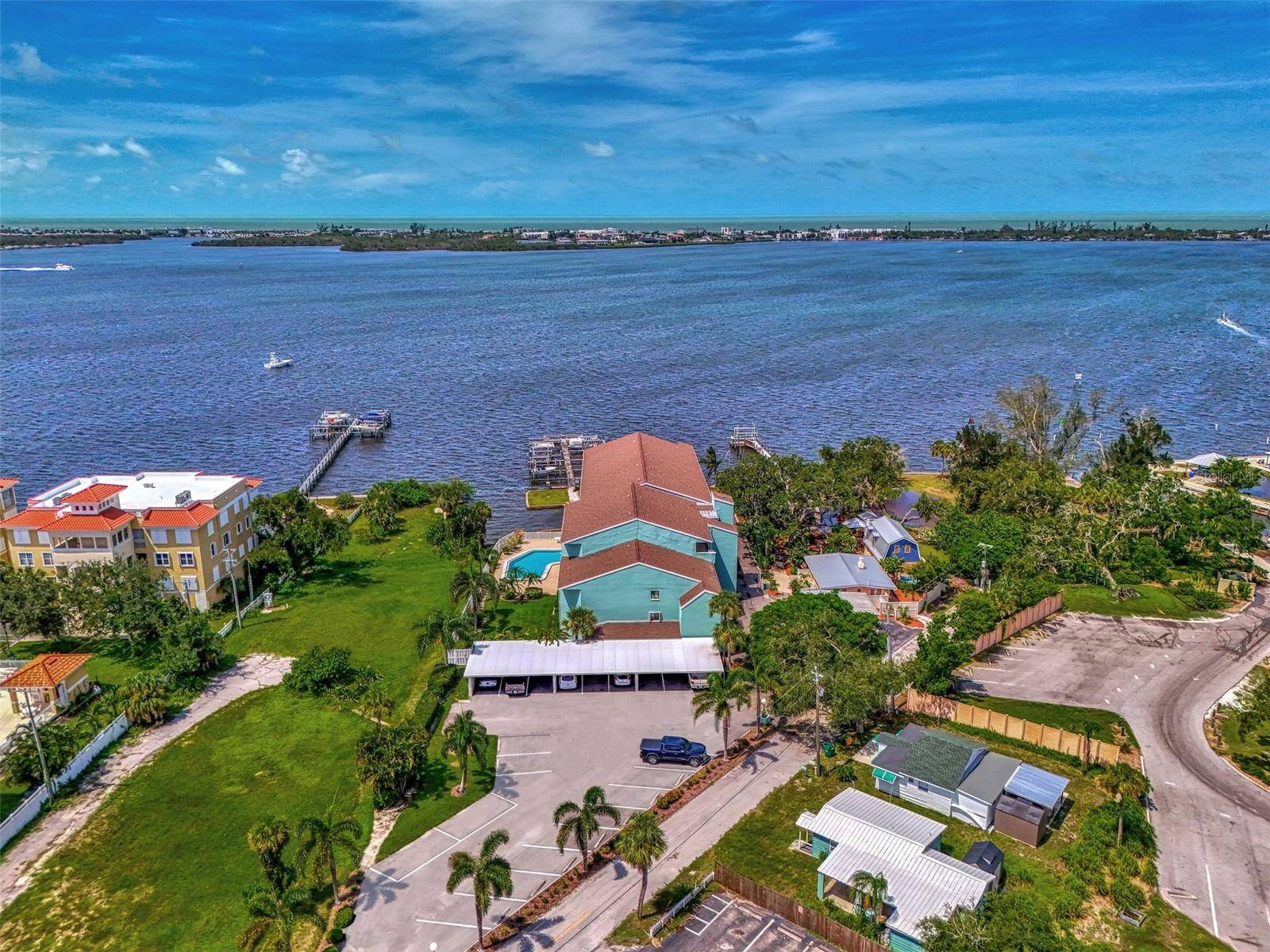 Englewood, FL 34223,53 W BAY HEIGHTS RD #205