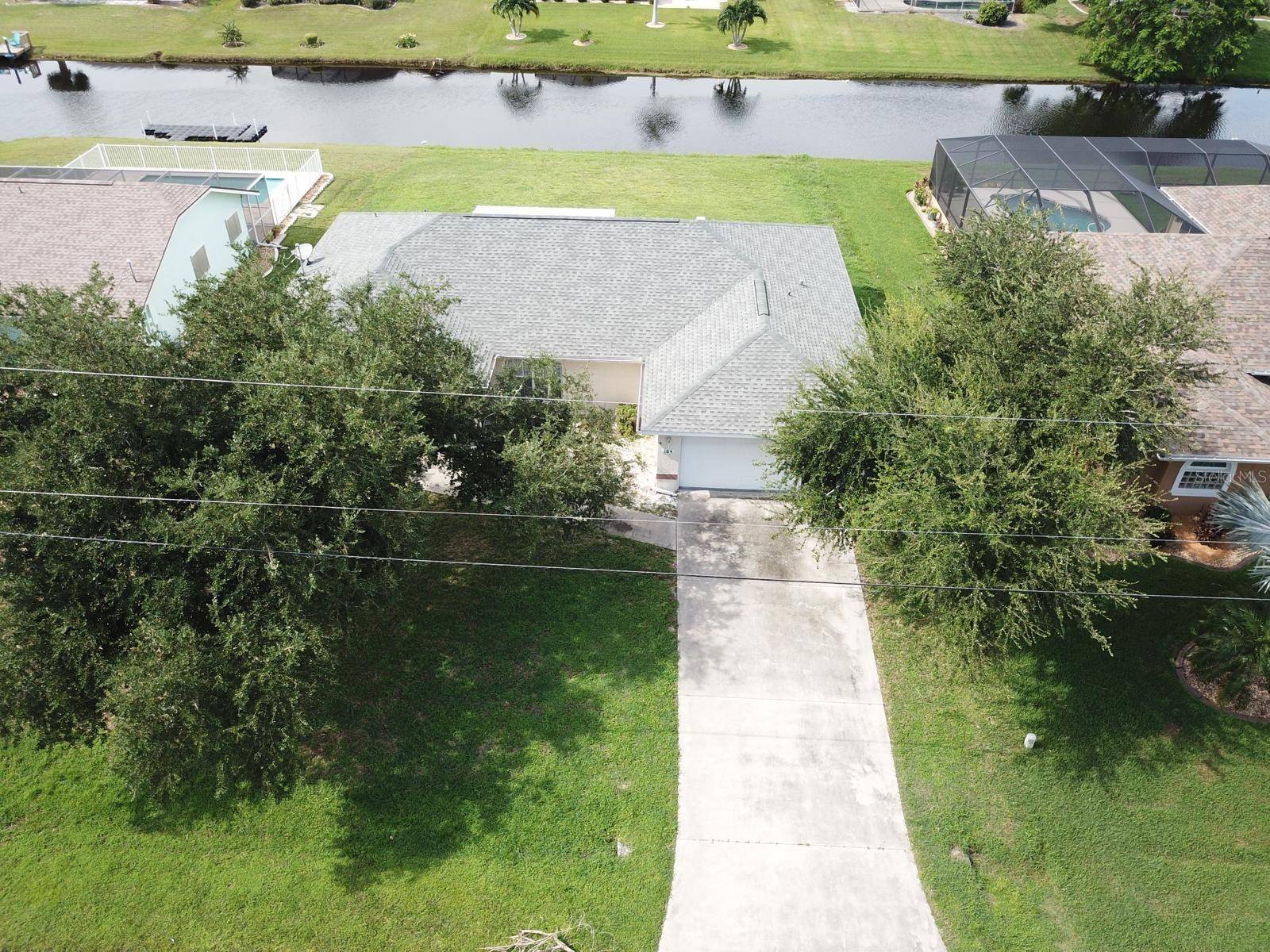 Rotonda West, FL 33947,104 MARK TWAIN LN