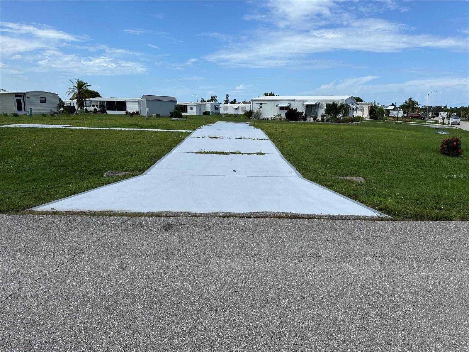 Englewood, FL 34224,1444 BLUE HERON DR