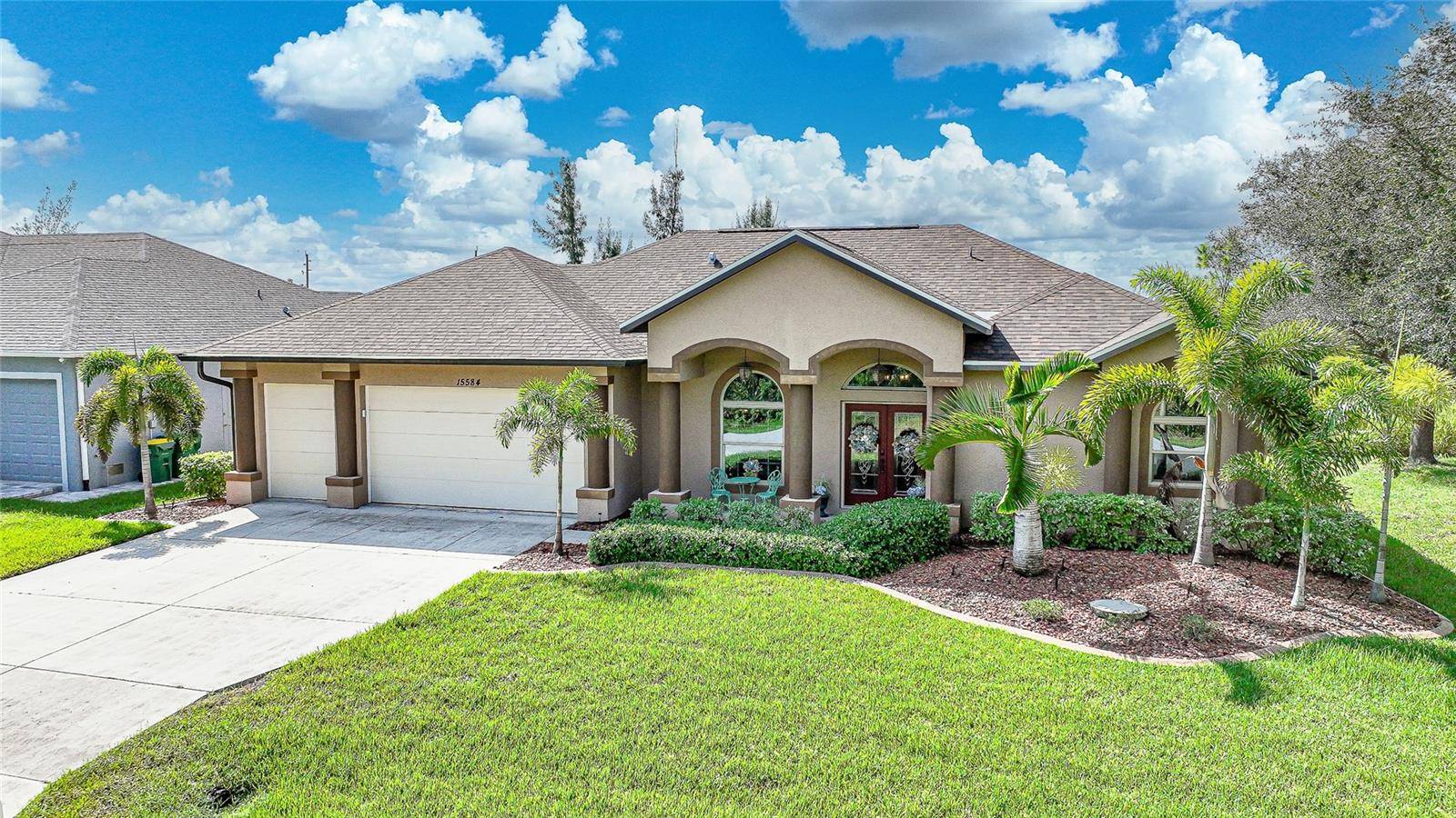 Port Charlotte, FL 33981,15584 LAKELAND CIR