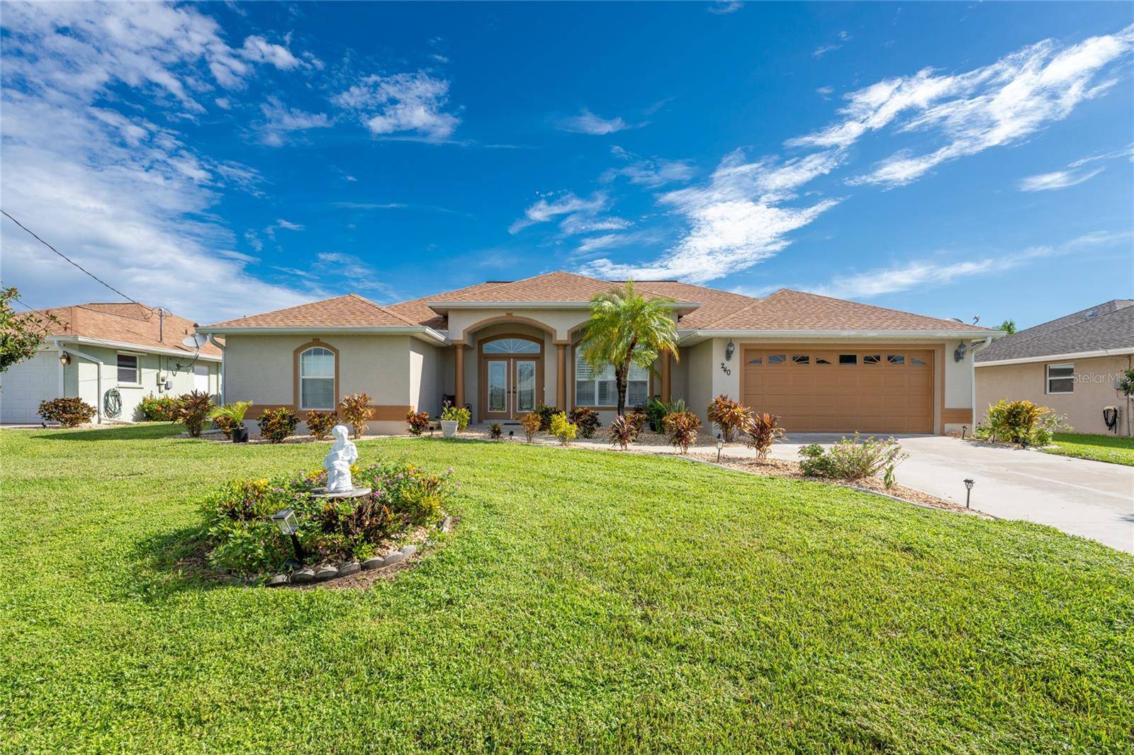 Rotonda West, FL 33947,240 WHITE MARSH LN