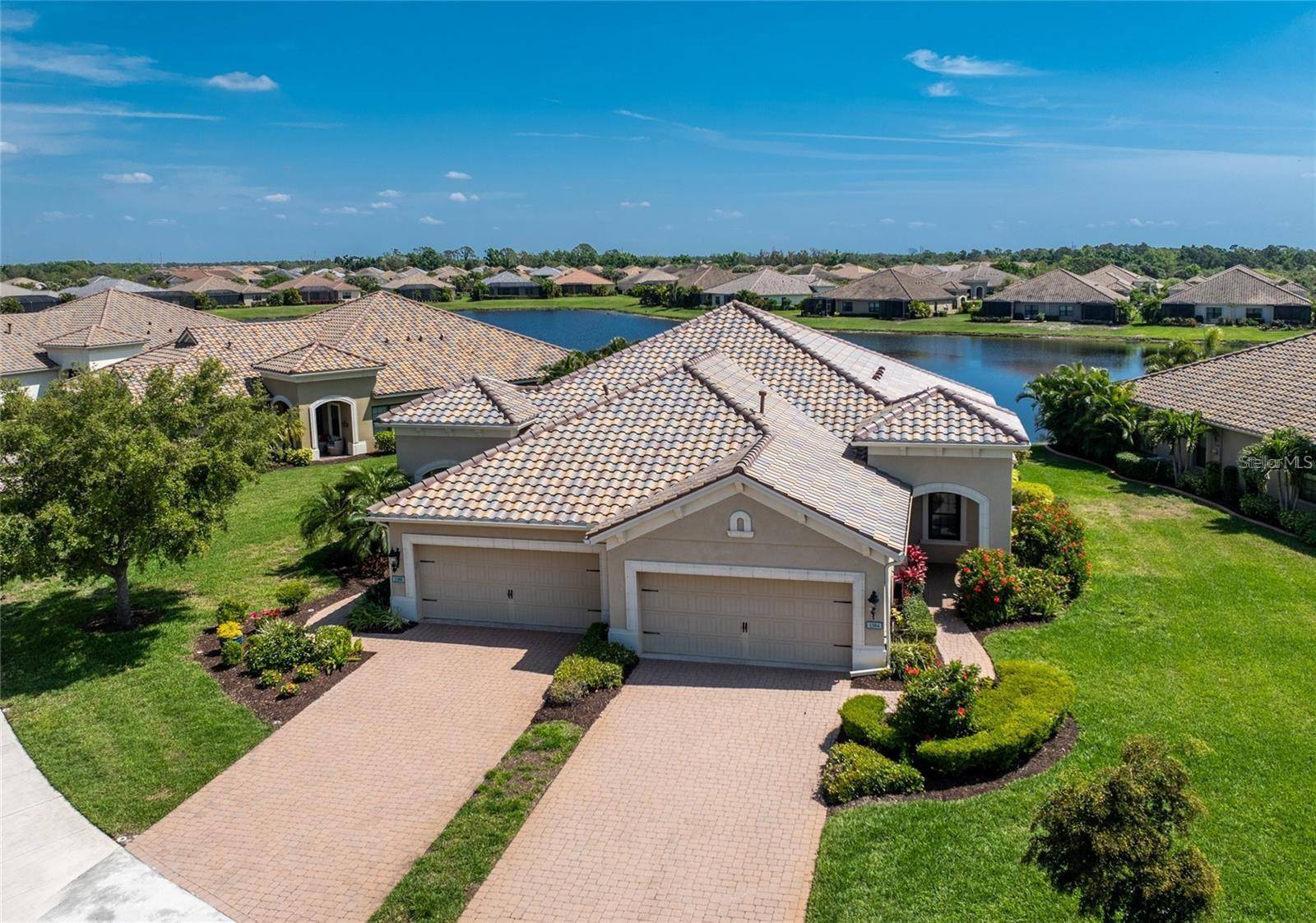 Englewood, FL 34223,1384 BACKSPIN DR