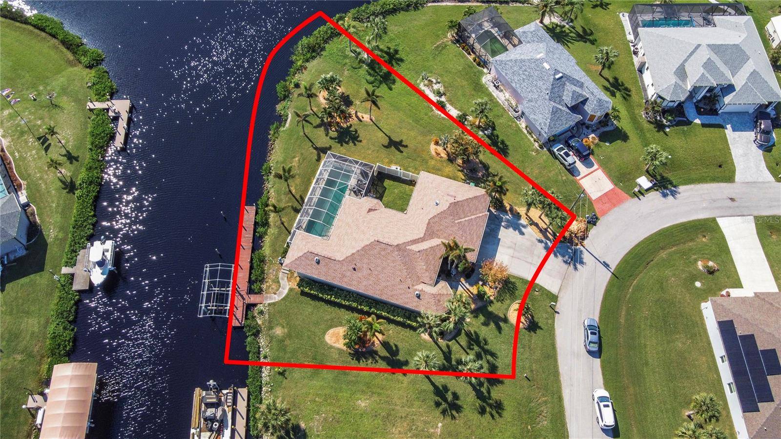 Port Charlotte, FL 33948,18138 AVONSDALE CIR