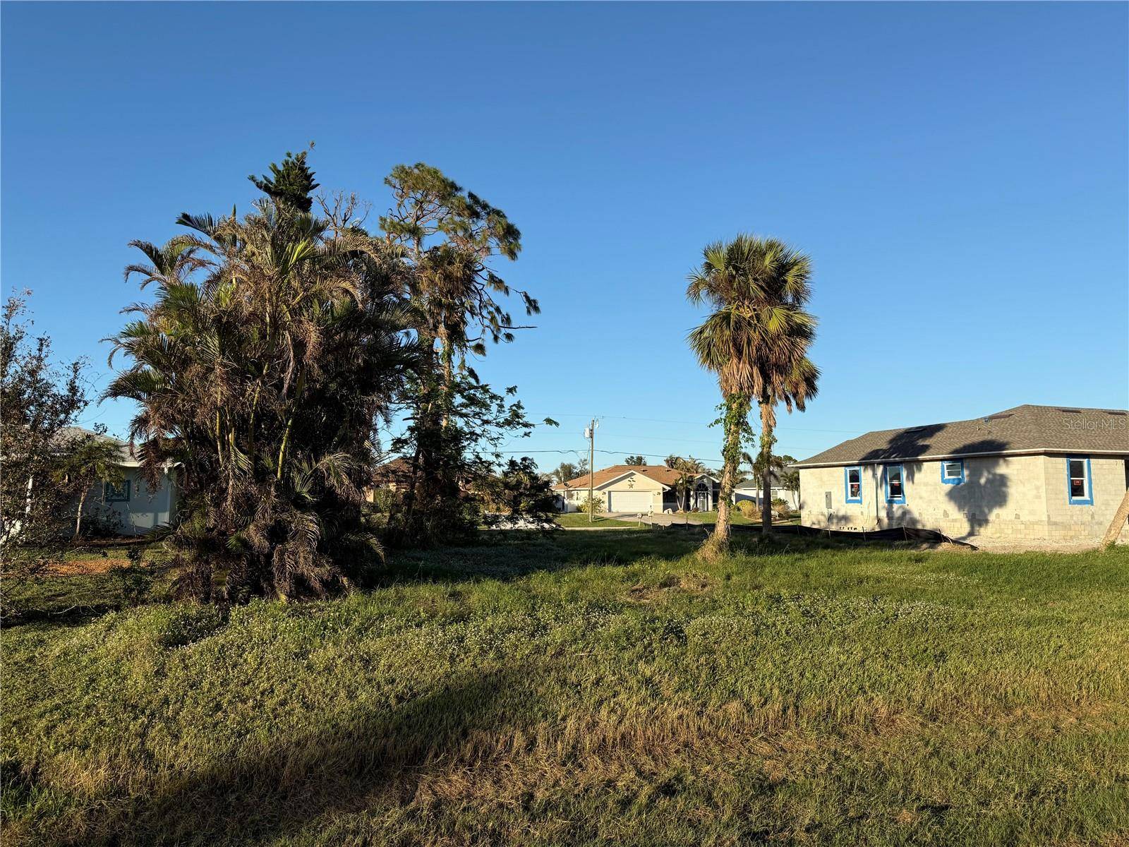 Rotonda West, FL 33947,57 MARK TWAIN LN