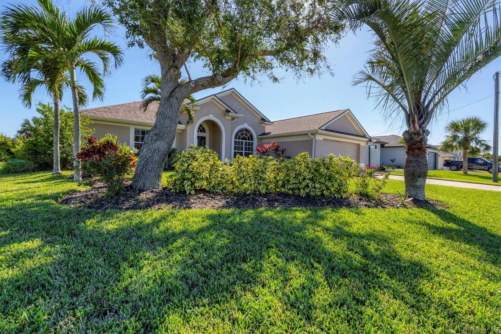 Rotonda West, FL 33947,76 LONG MEADOW CT