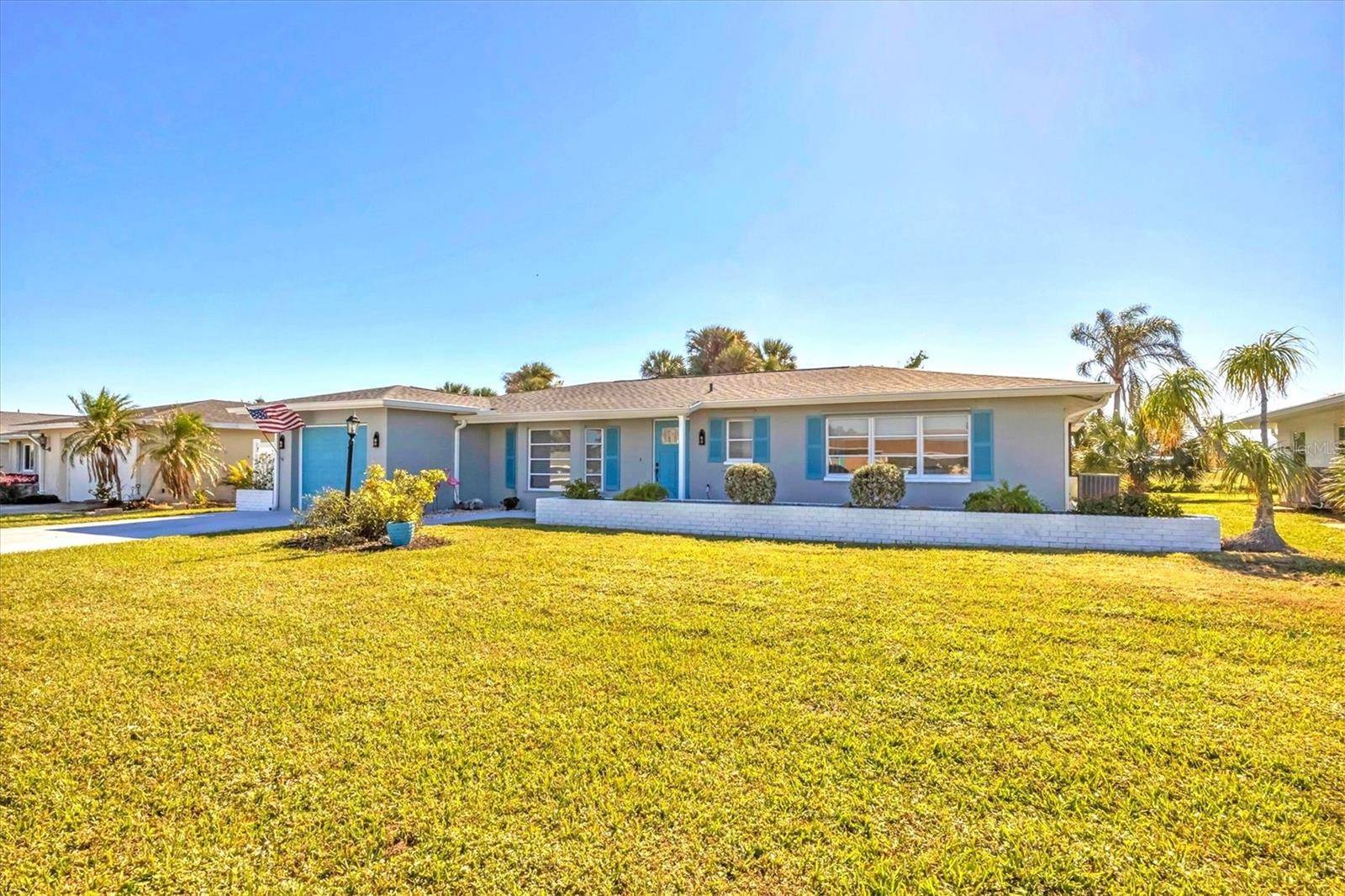 Rotonda West, FL 33947,16 GOLFVIEW CT