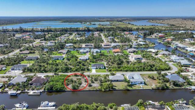 Port Charlotte, FL 33981,15092 BRAINBRIDGE CIR