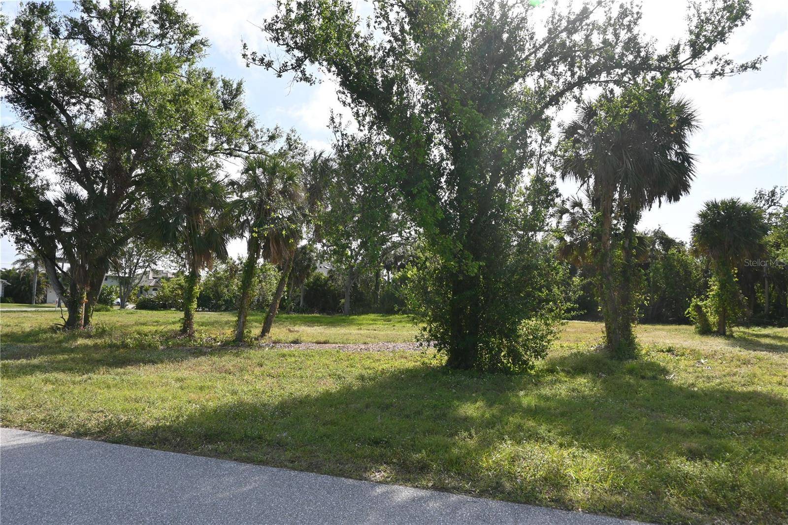 Rotonda West, FL 33947,50 TEE VIEW TER