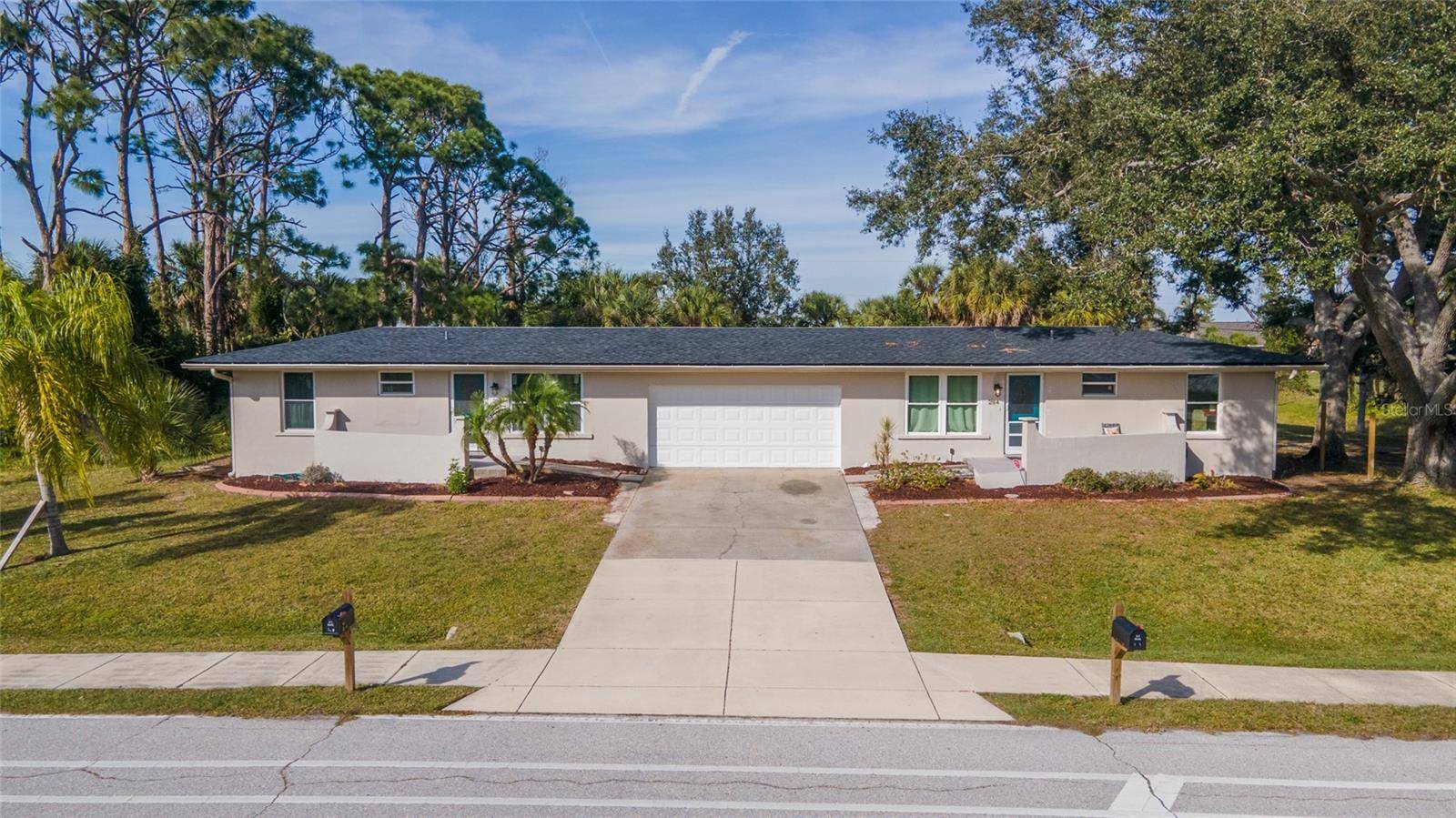 Rotonda West, FL 33947,284 ROTONDA BLVD W