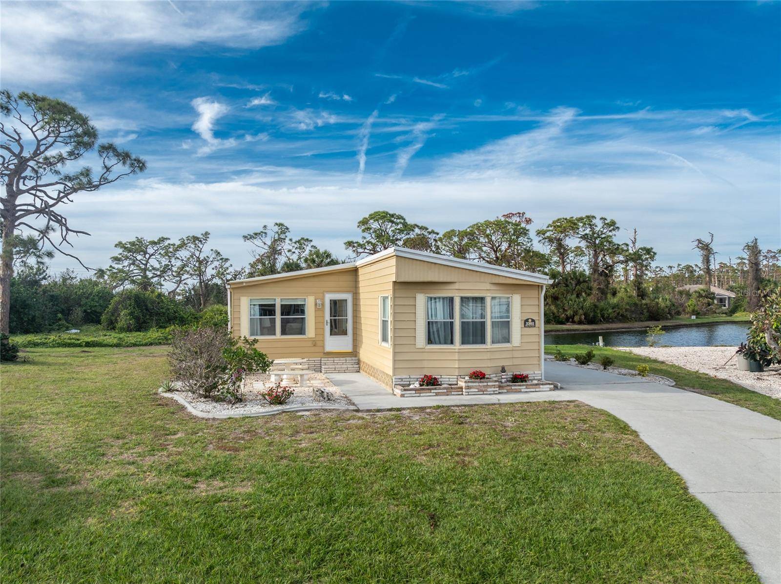 Englewood, FL 34224,3302 BLUEJAY LN