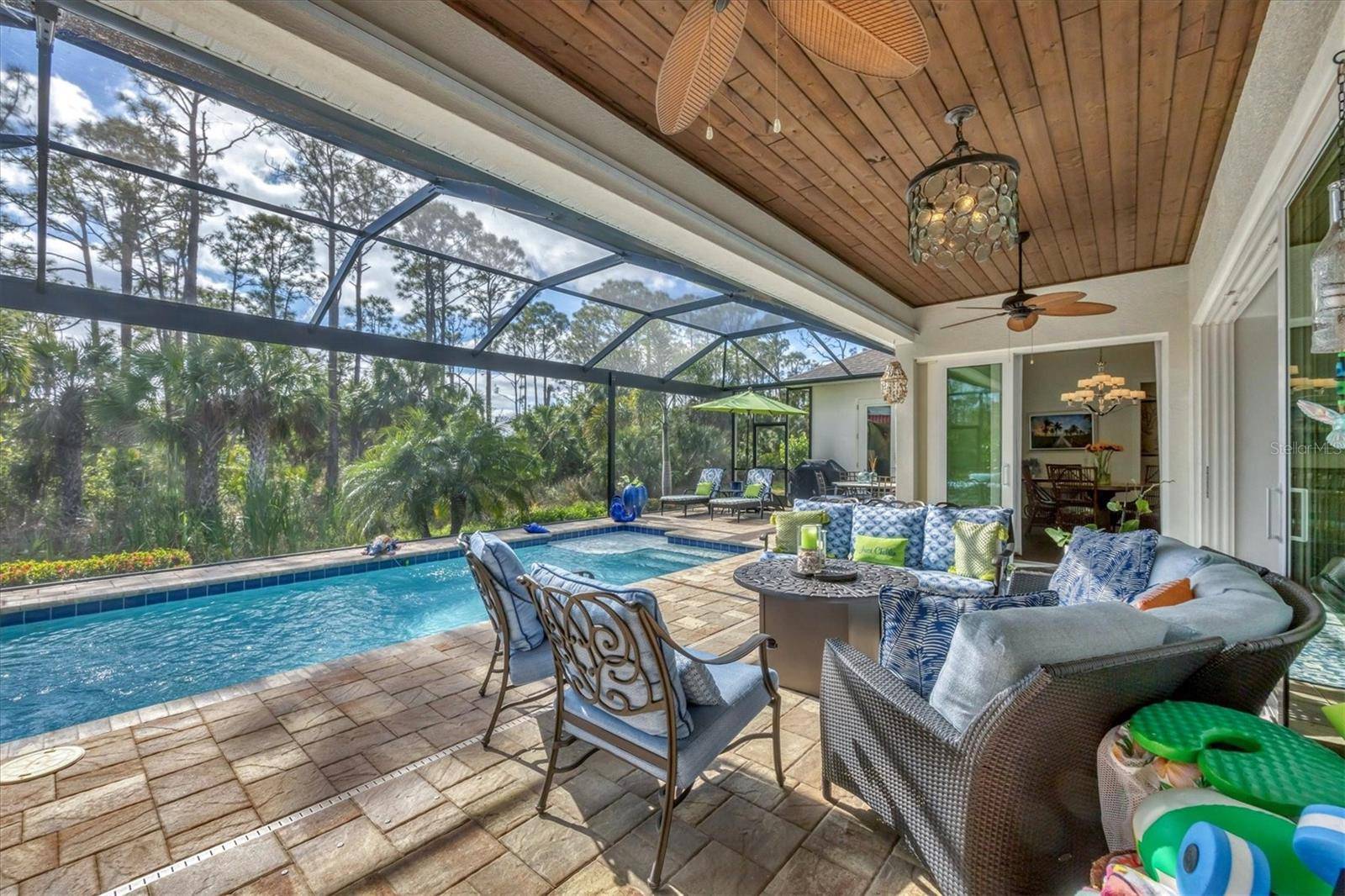 Rotonda West, FL 33947,17 PAR VIEW PL