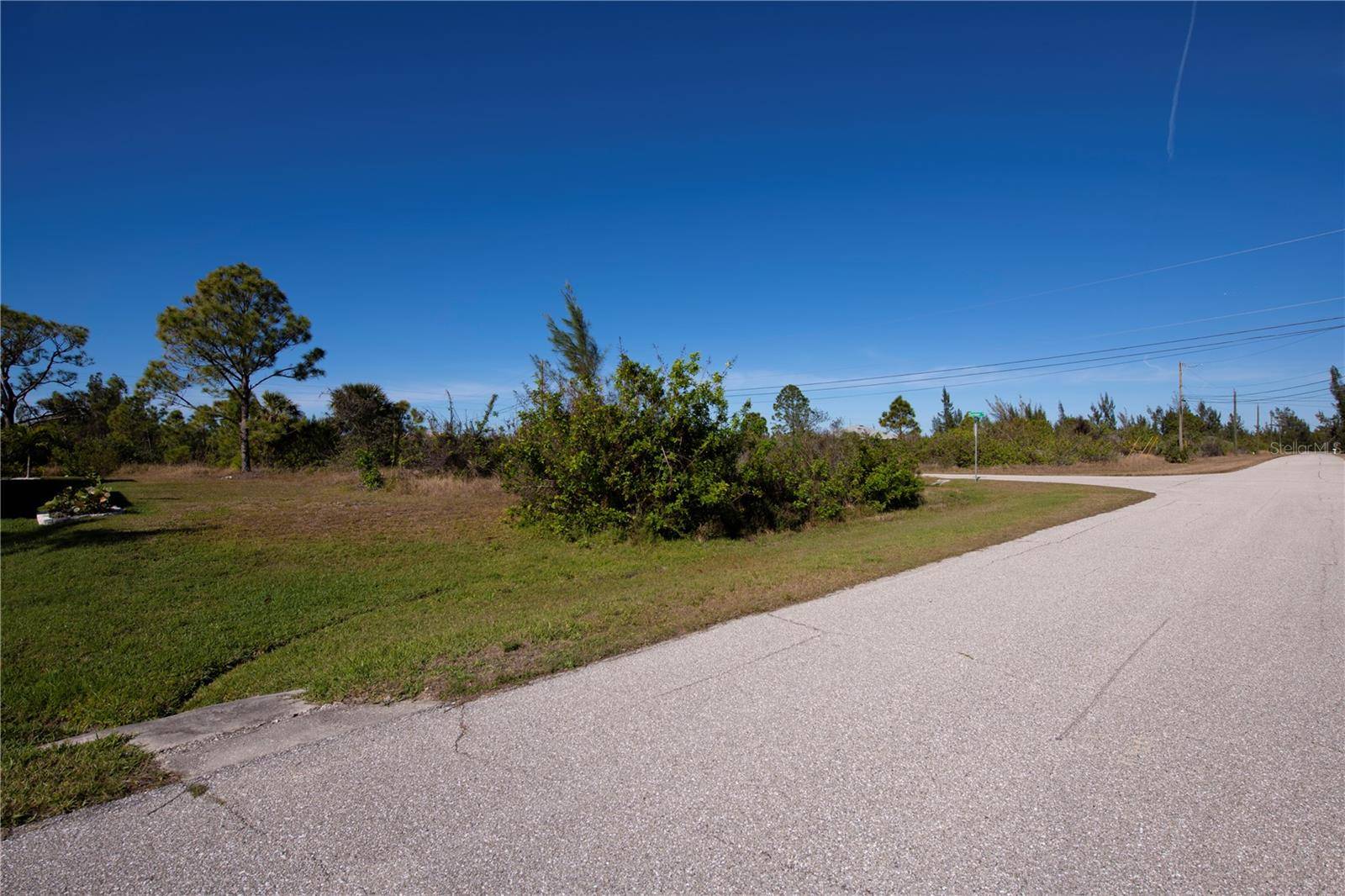 Port Charlotte, FL 33981,9501 SUNDANCE ST