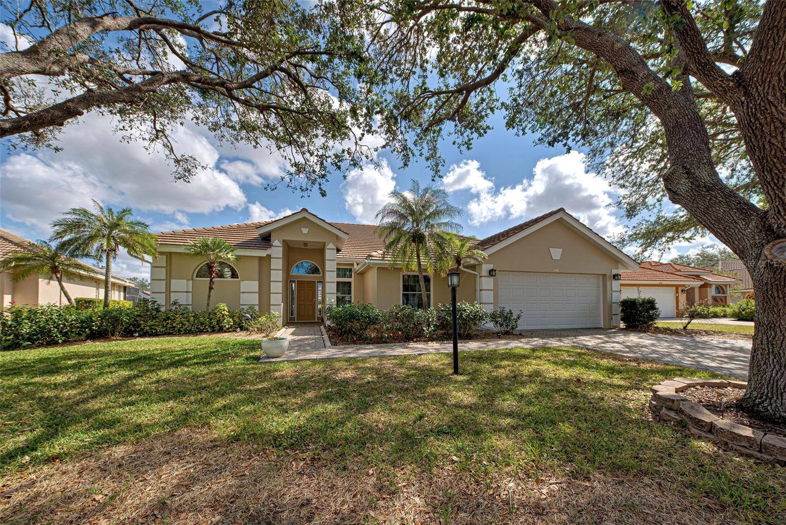 Venice, FL 34292,1216 WHITNEY DR