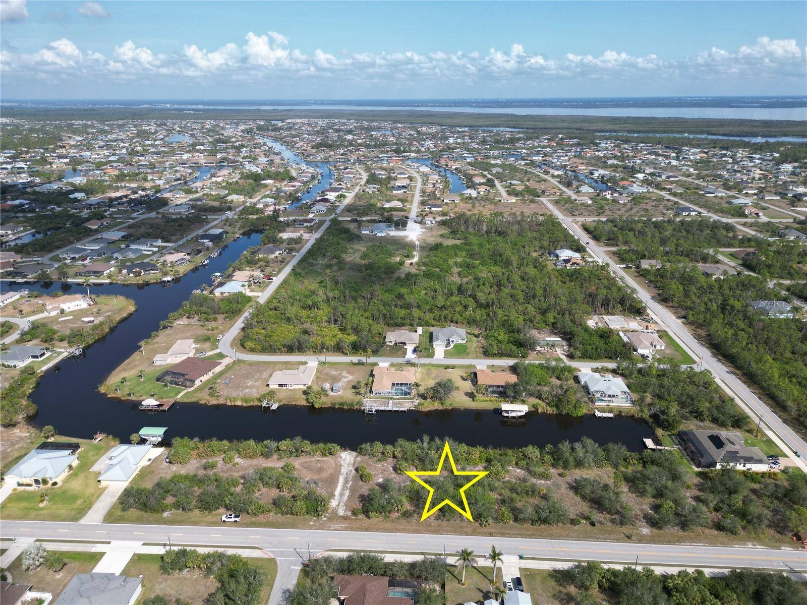 Port Charlotte, FL 33981,14712 KEYSTONE BLVD