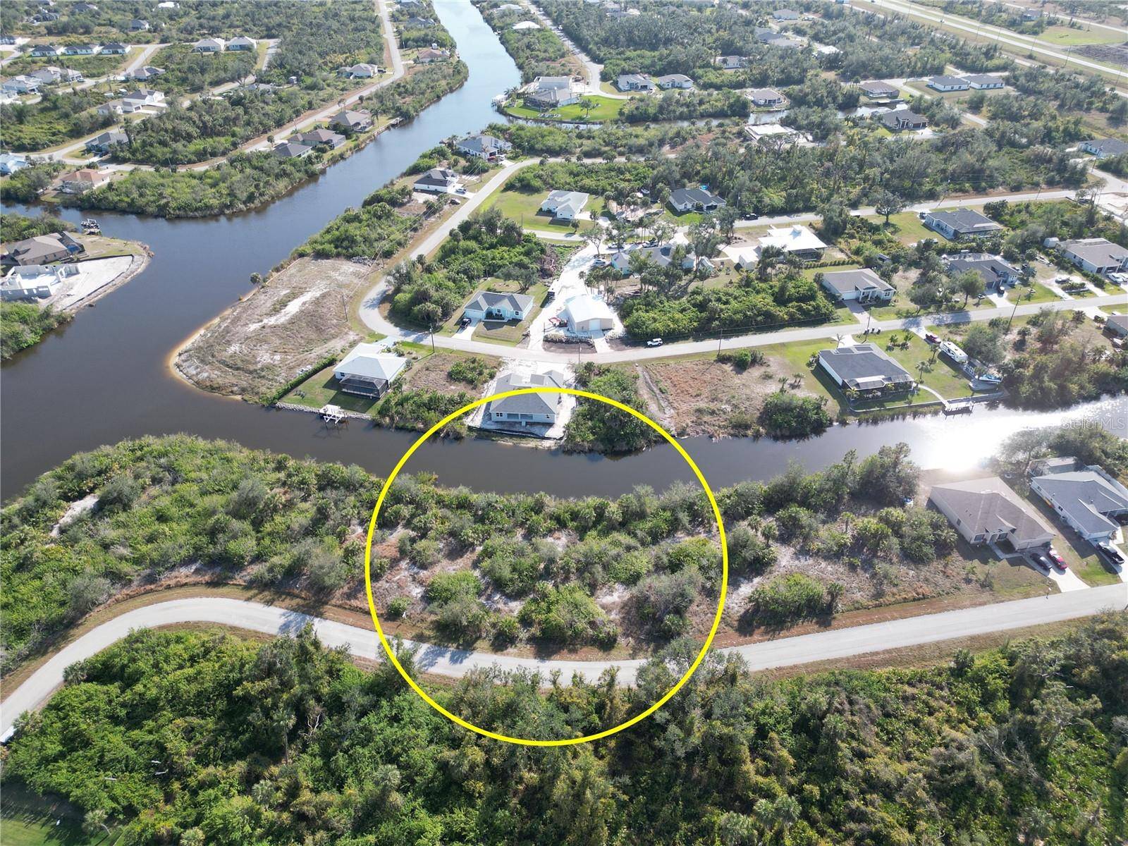 Port Charlotte, FL 33981,13364 AMARYLLIS CIR