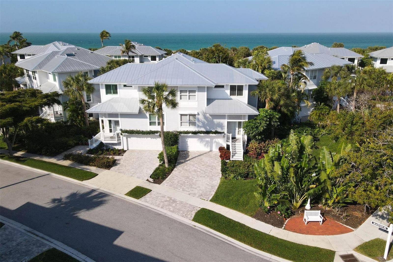 Boca Grande, FL 33921,744 BEACH VIEW DR