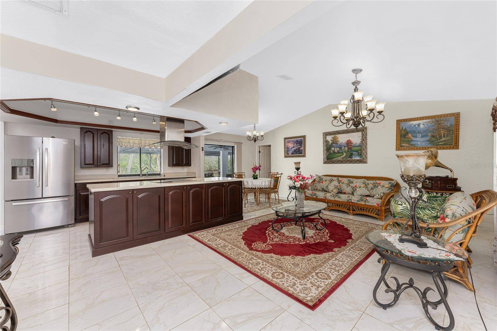 Port Charlotte, FL 33953,184 EPPINGER DR