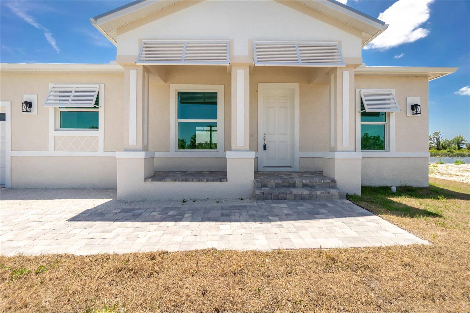 Port Charlotte, FL 33981,10688 MCALESTER CIR