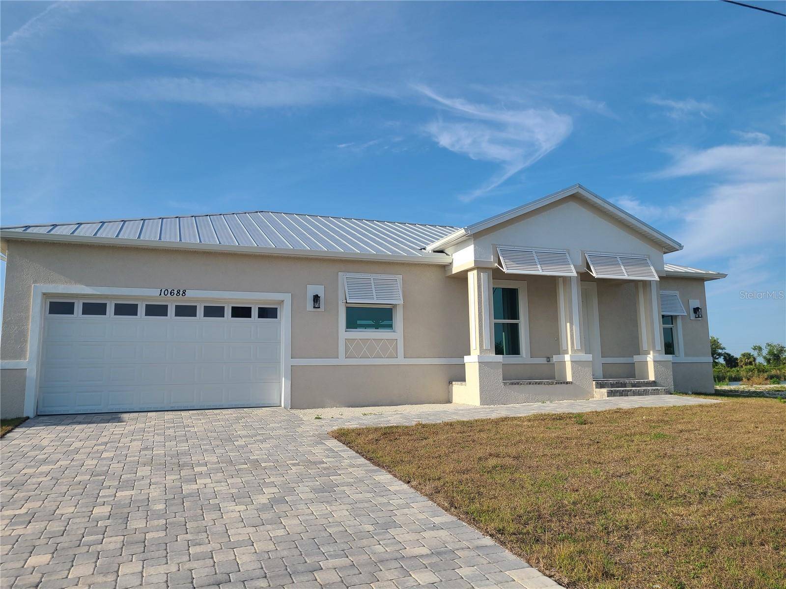Port Charlotte, FL 33981,10688 MCALESTER CIR