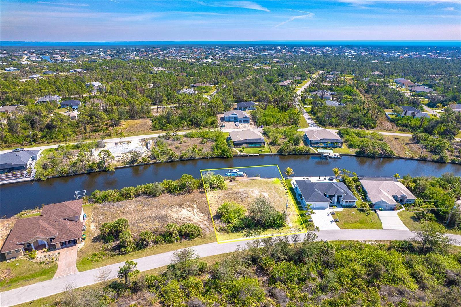 Port Charlotte, FL 33981,8266 SANTA CRUZ DR