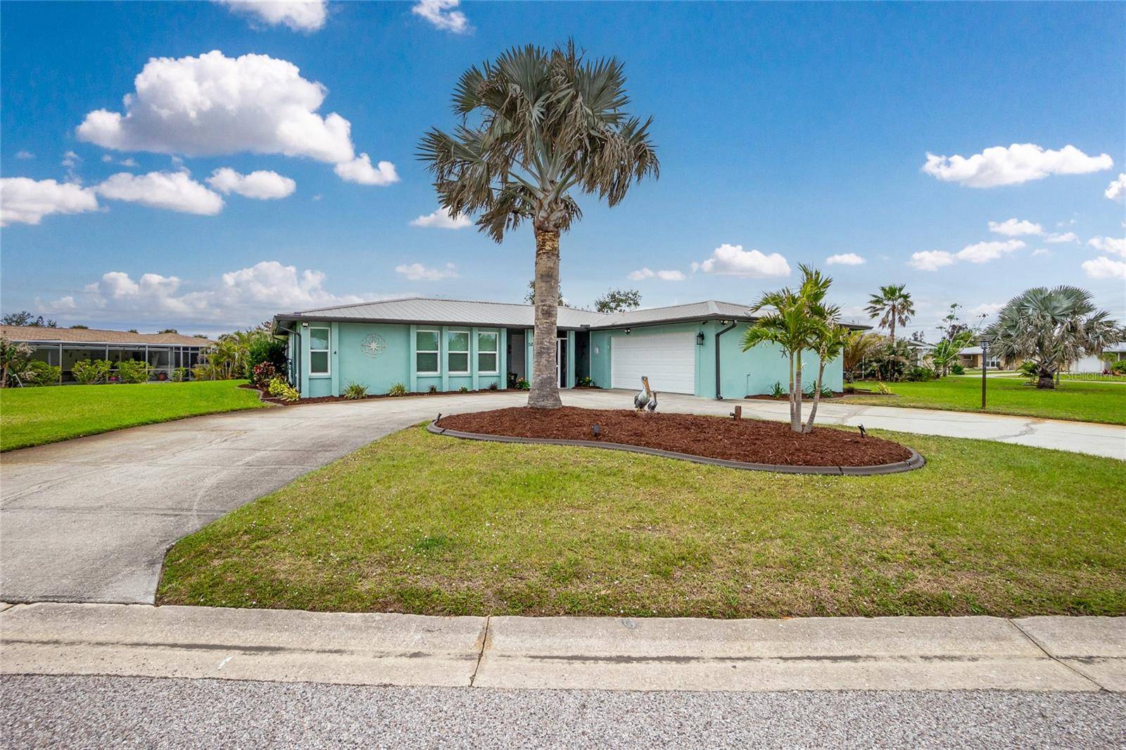 Rotonda West, FL 33947,52 GOLFVIEW TER