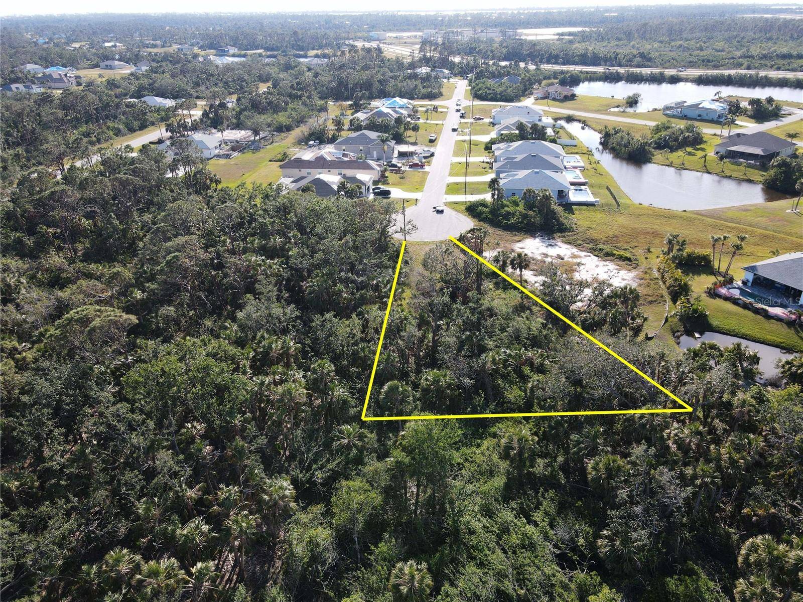 Rotonda West, FL 33947,132 HUNTER RD