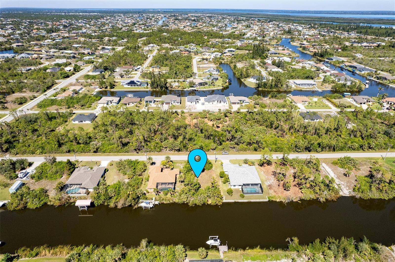 Port Charlotte, FL 33981,15624 ALDAMA CIR