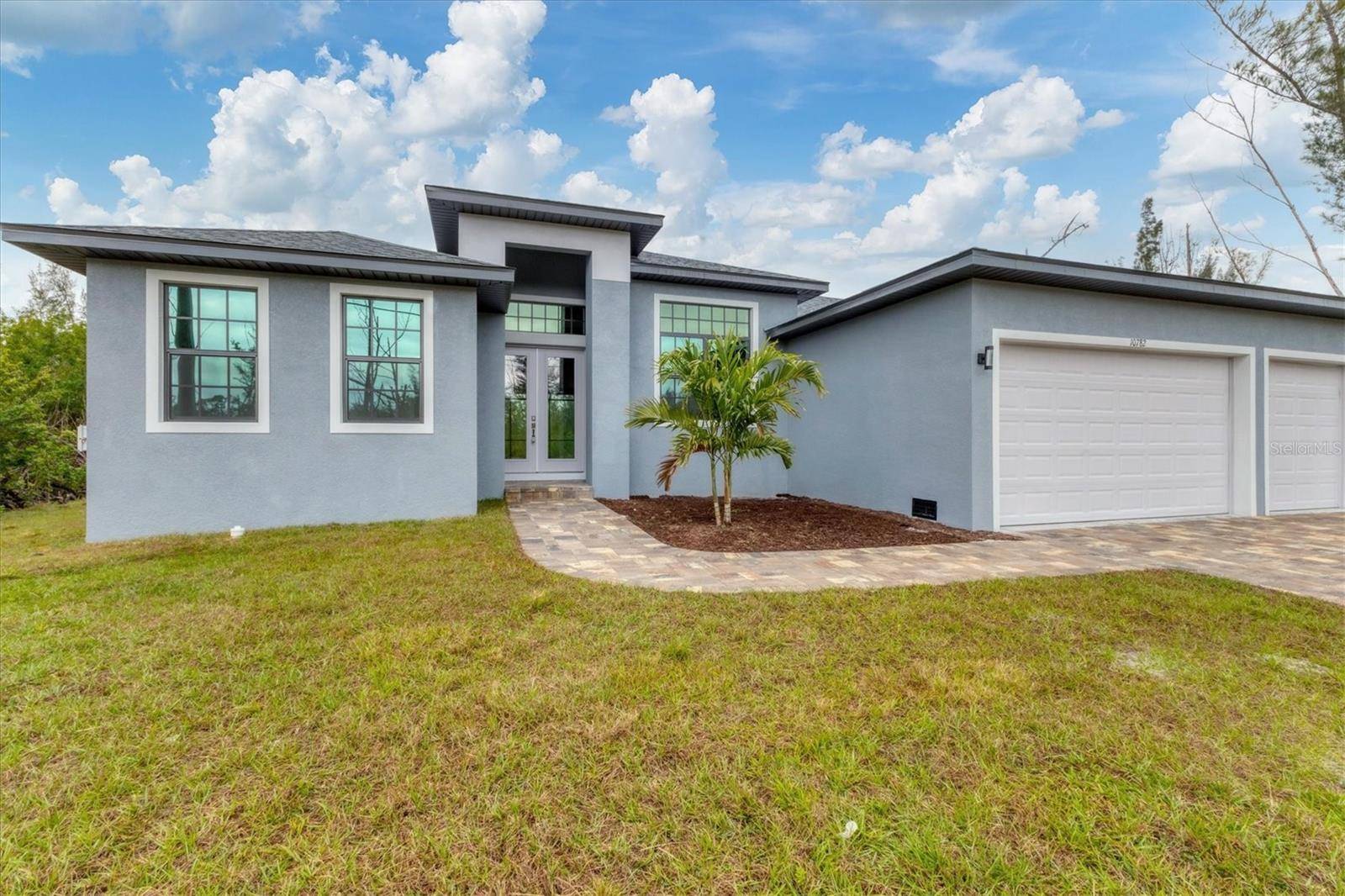 Port Charlotte, FL 33981,10782 KEARSARGE CIR