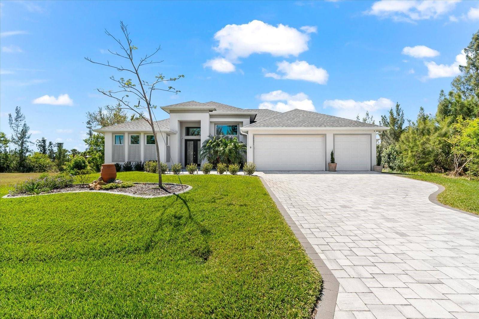 Port Charlotte, FL 33981,10491 SARASOTA RD