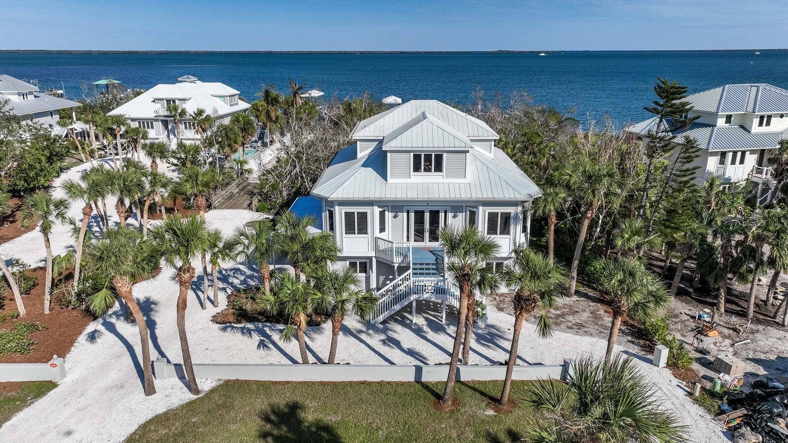 Boca Grande, FL 33921,9 PEEKINS COVE DR