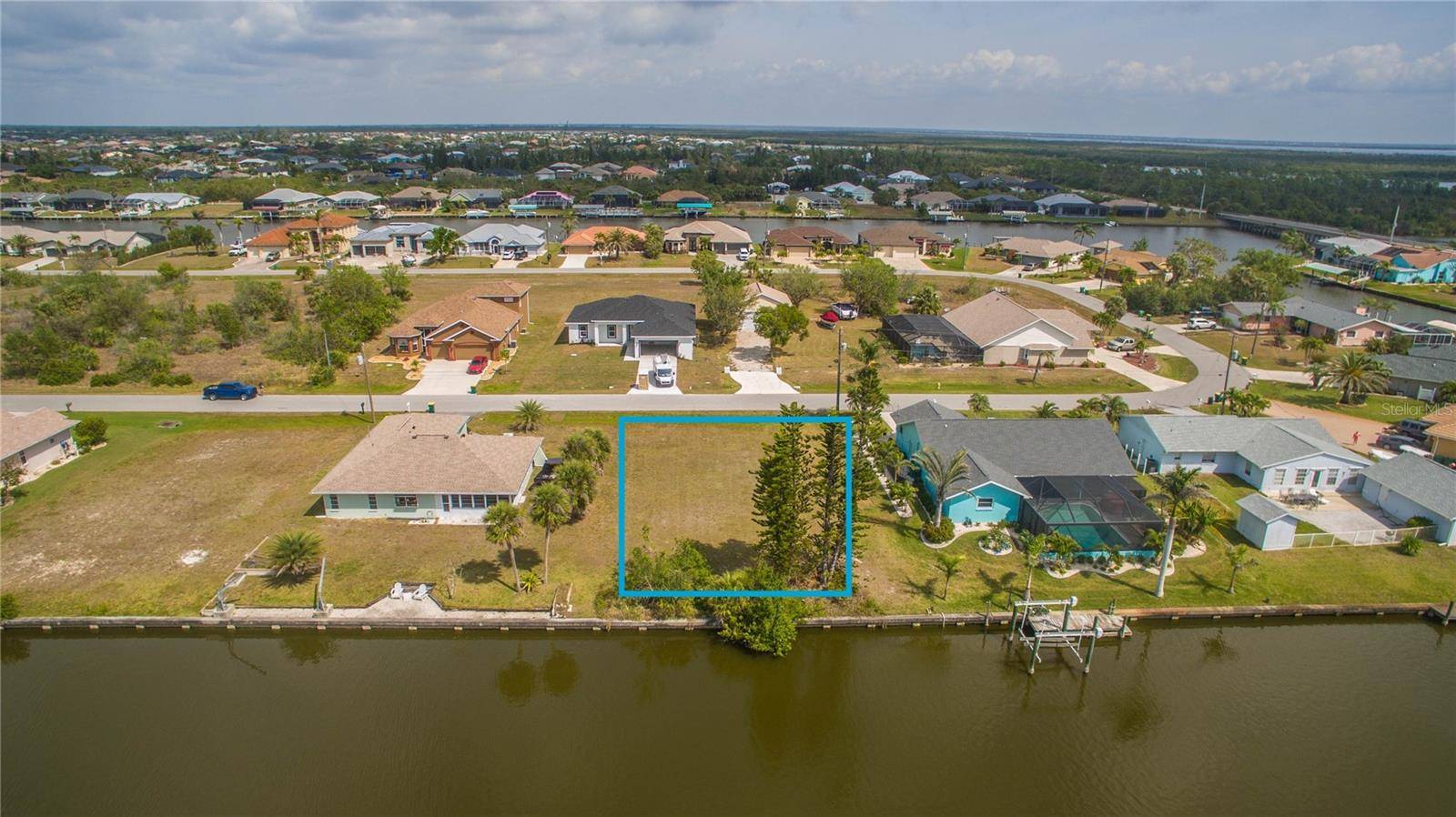 Port Charlotte, FL 33981,15660 RUSTON CIR