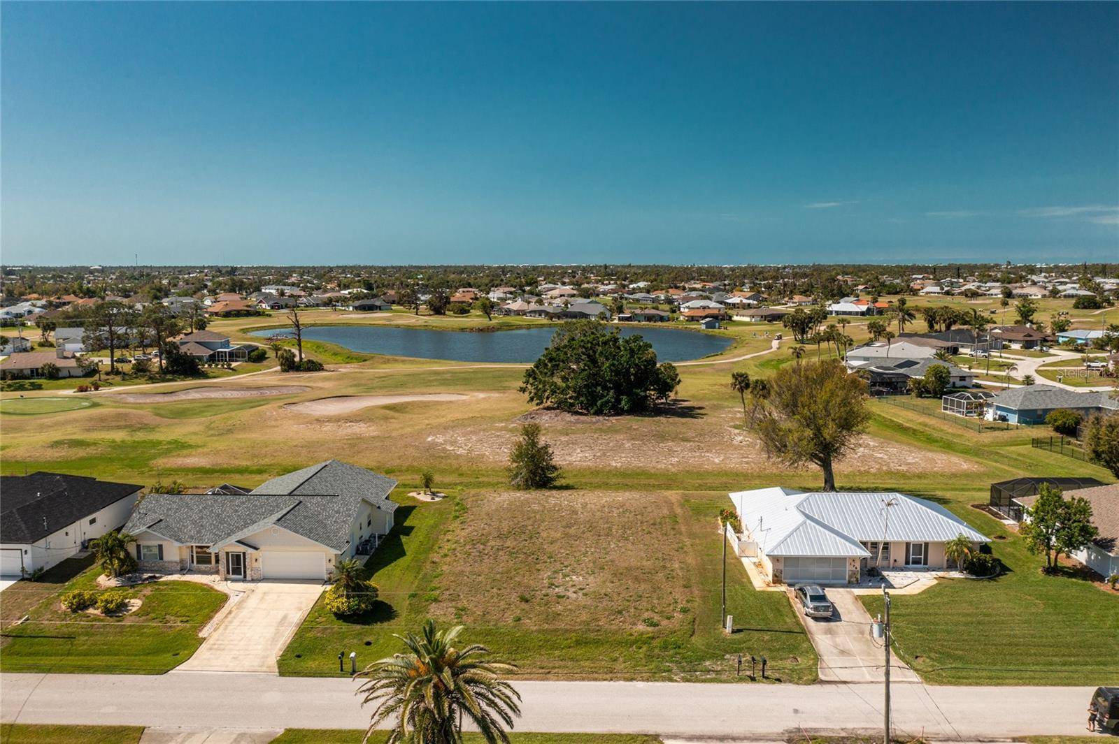 Rotonda West, FL 33947,170 BUNKER RD