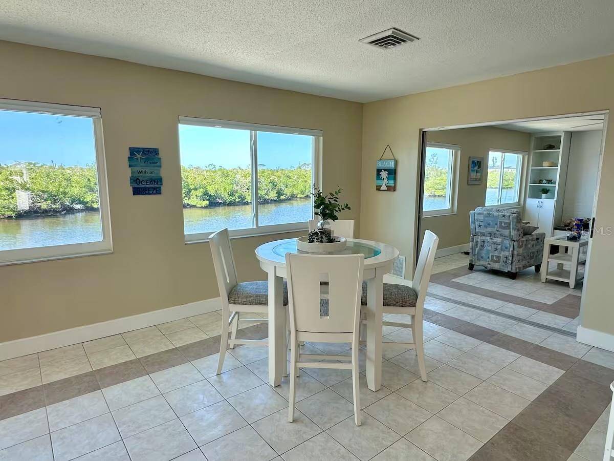 Englewood, FL 34223,1490 JANET PL
