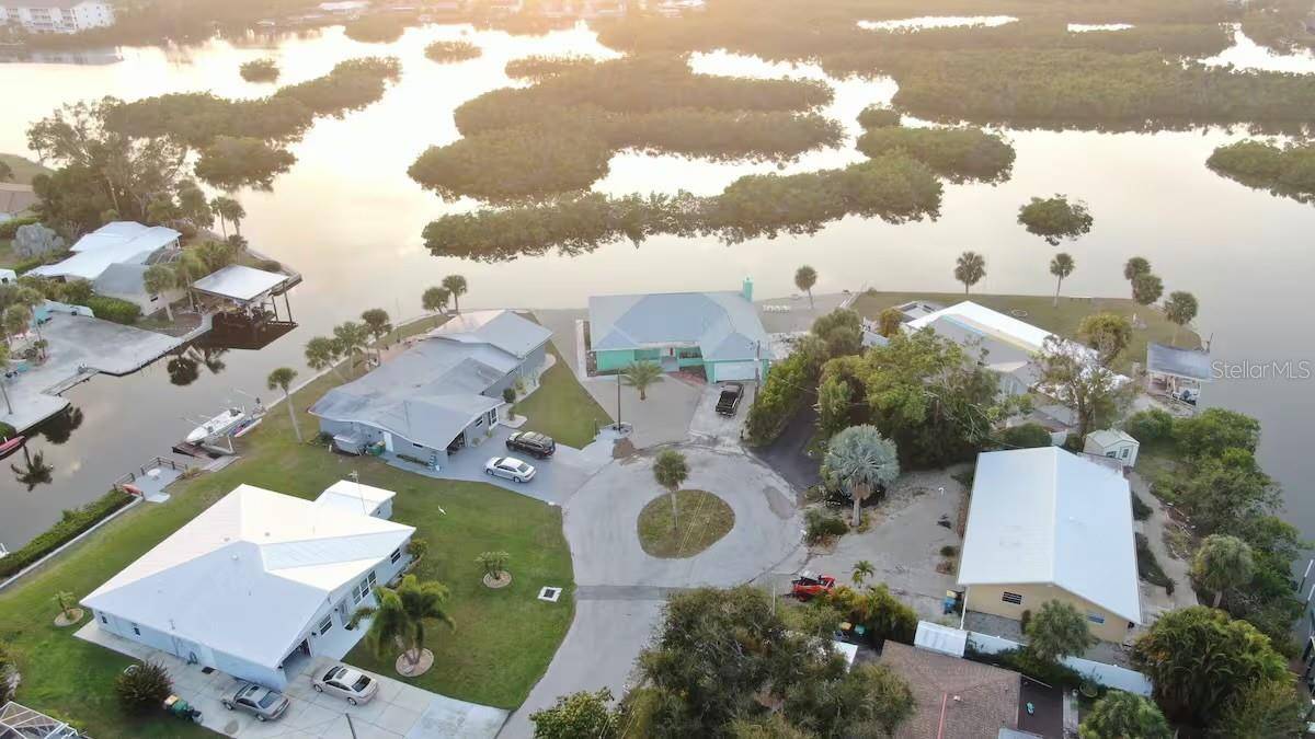 Englewood, FL 34223,1490 JANET PL