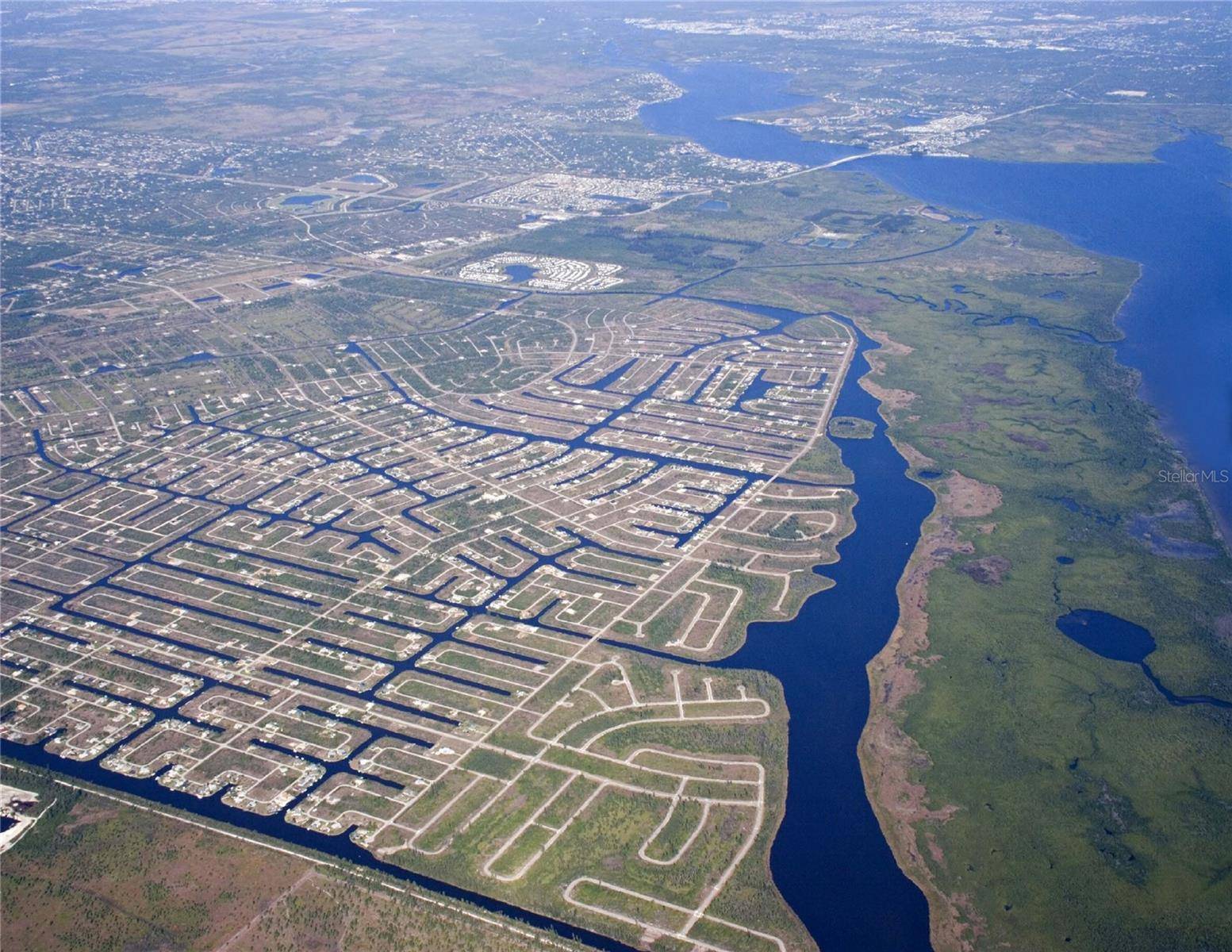 Port Charlotte, FL 33981,14615 LILLIAN CIR