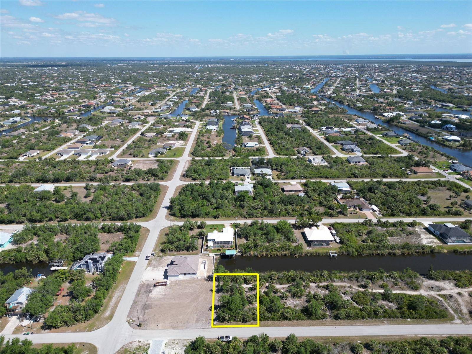 Port Charlotte, FL 33981,14838 LILLIAN CIR