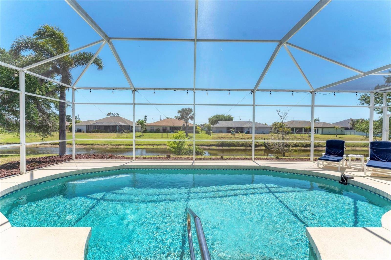 Rotonda West, FL 33947,39 FAIRWAY RD