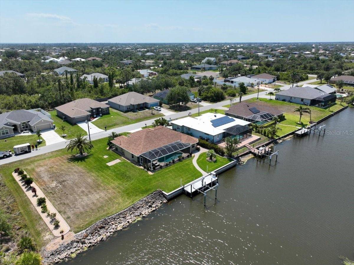 Port Charlotte, FL 33981,9158 MELODY CIR
