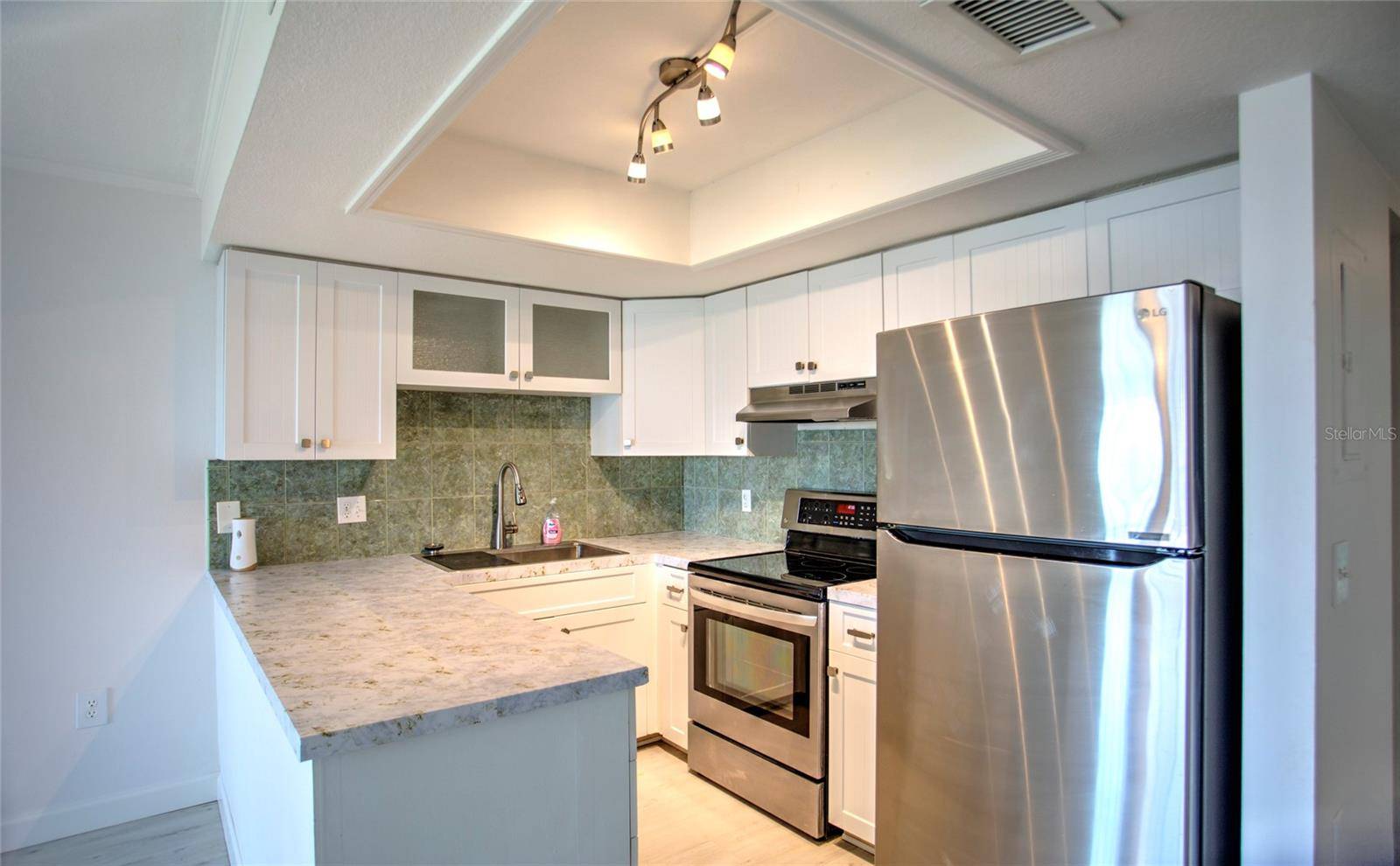 Port Charlotte, FL 33953,4410 WARREN AVE #104