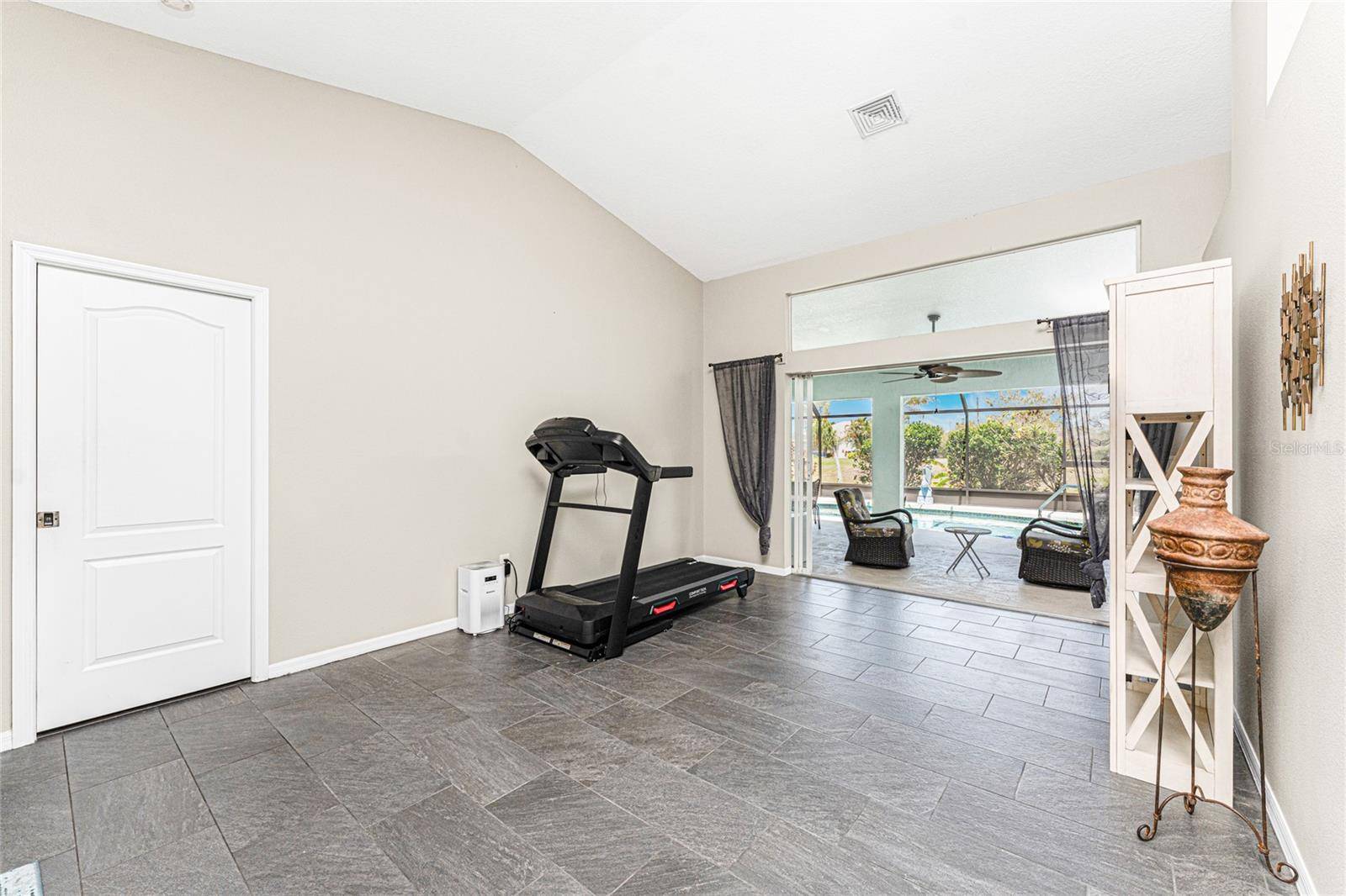 Rotonda West, FL 33947,417 ROTONDA CIR