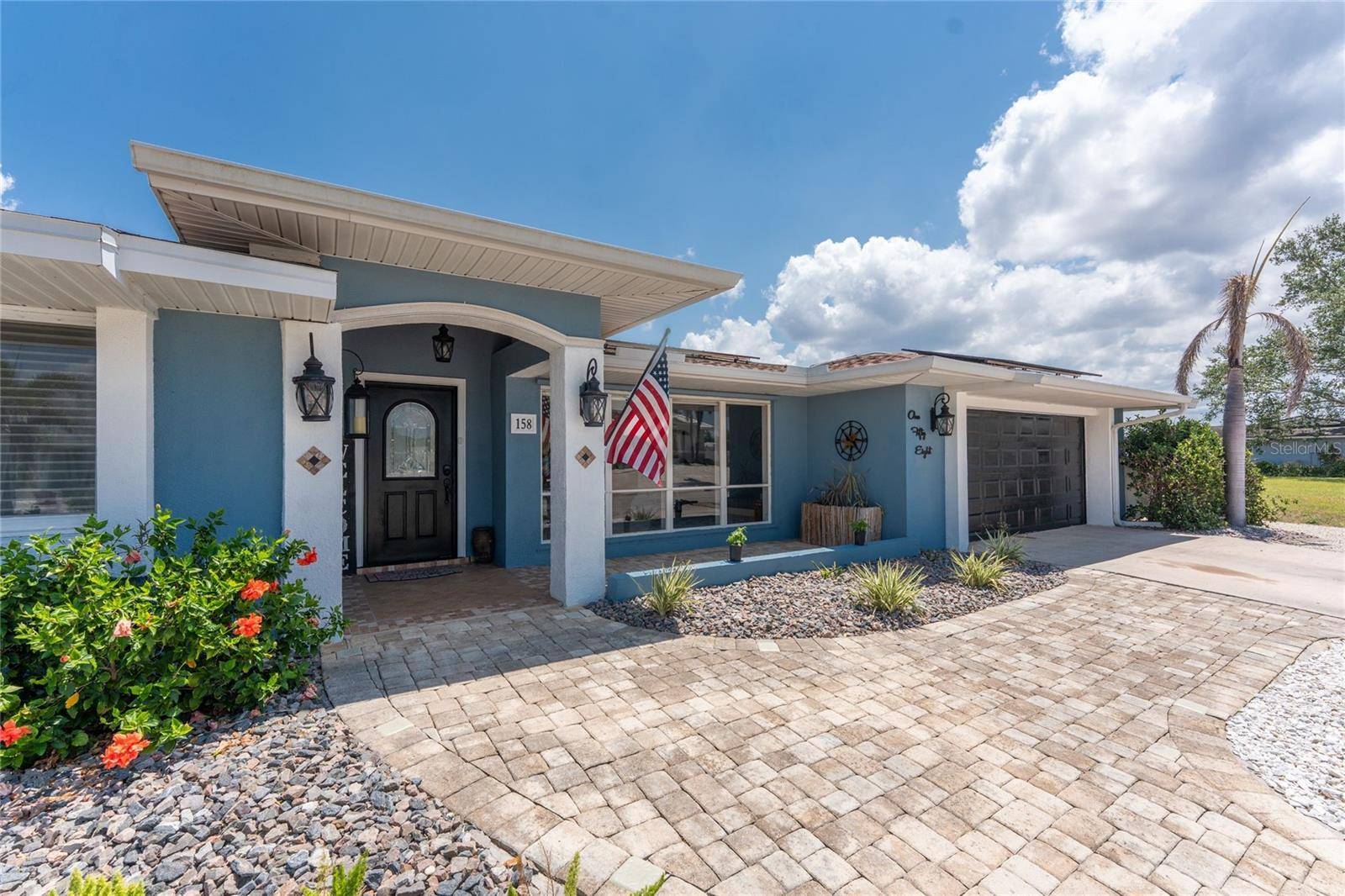 Port Charlotte, FL 33952,158 MORGAN LN SE