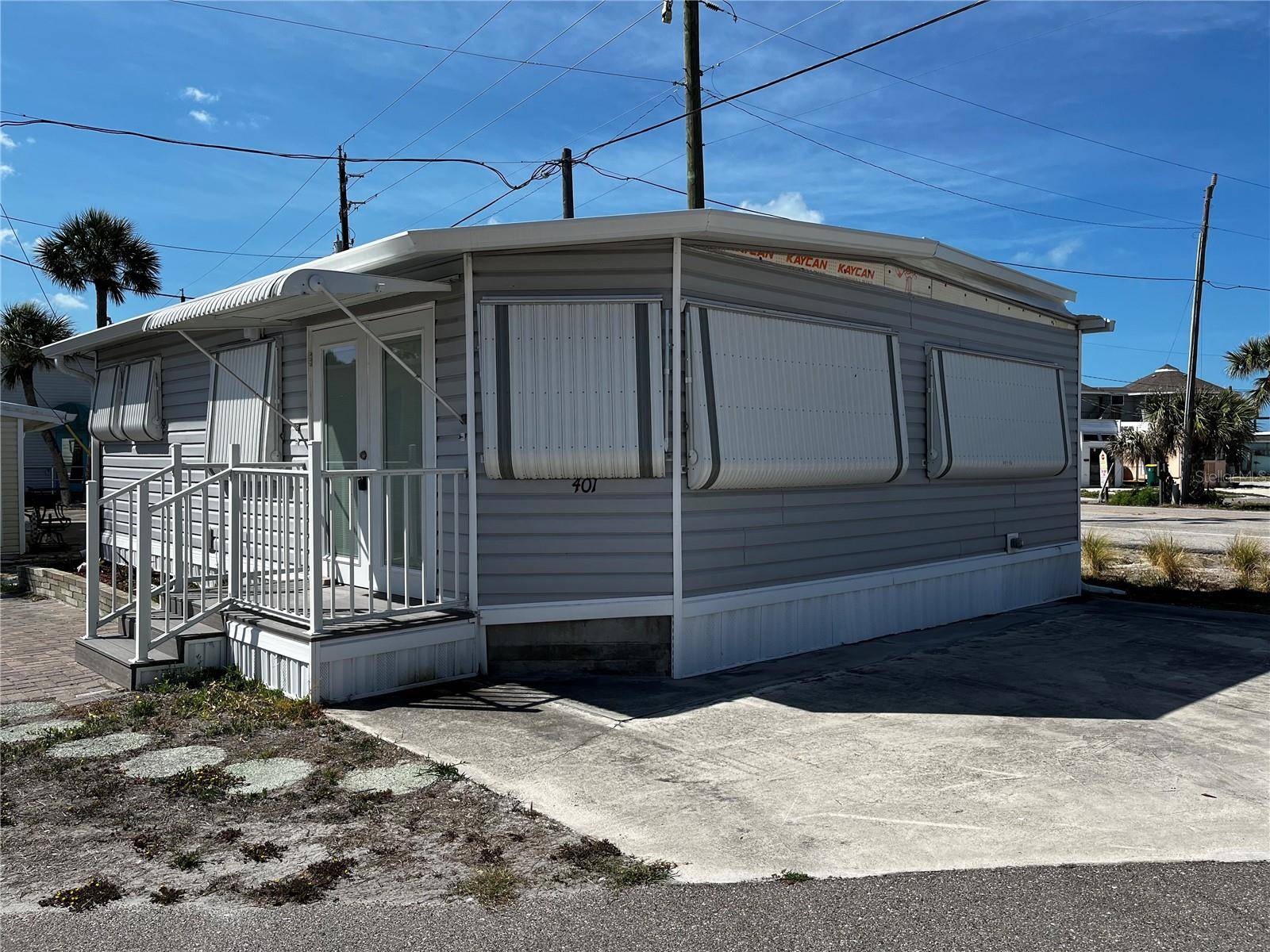 Englewood, FL 34223,2295 N BEACH RD #401