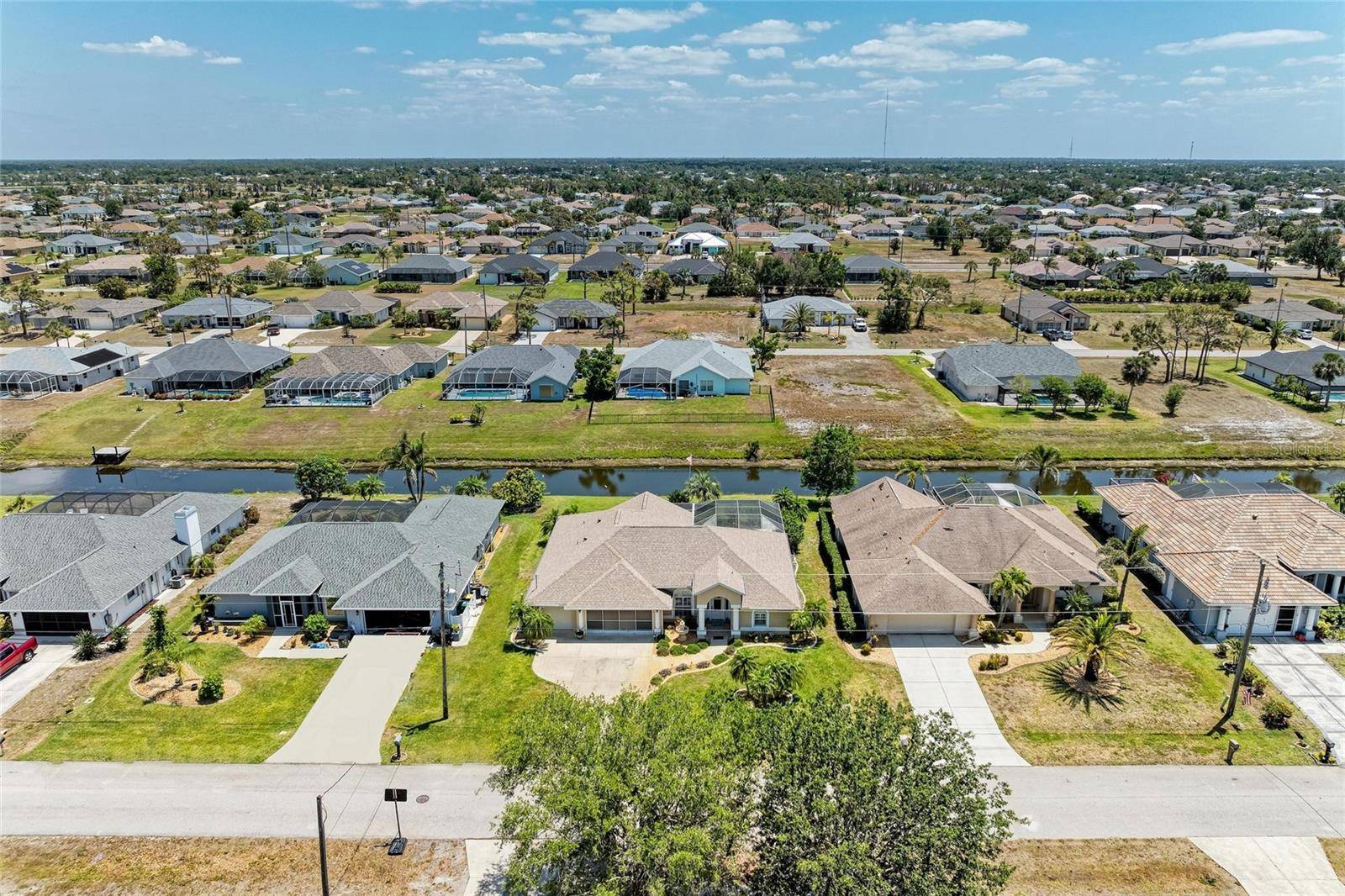 Rotonda West, FL 33947,169 FAIRWAY RD