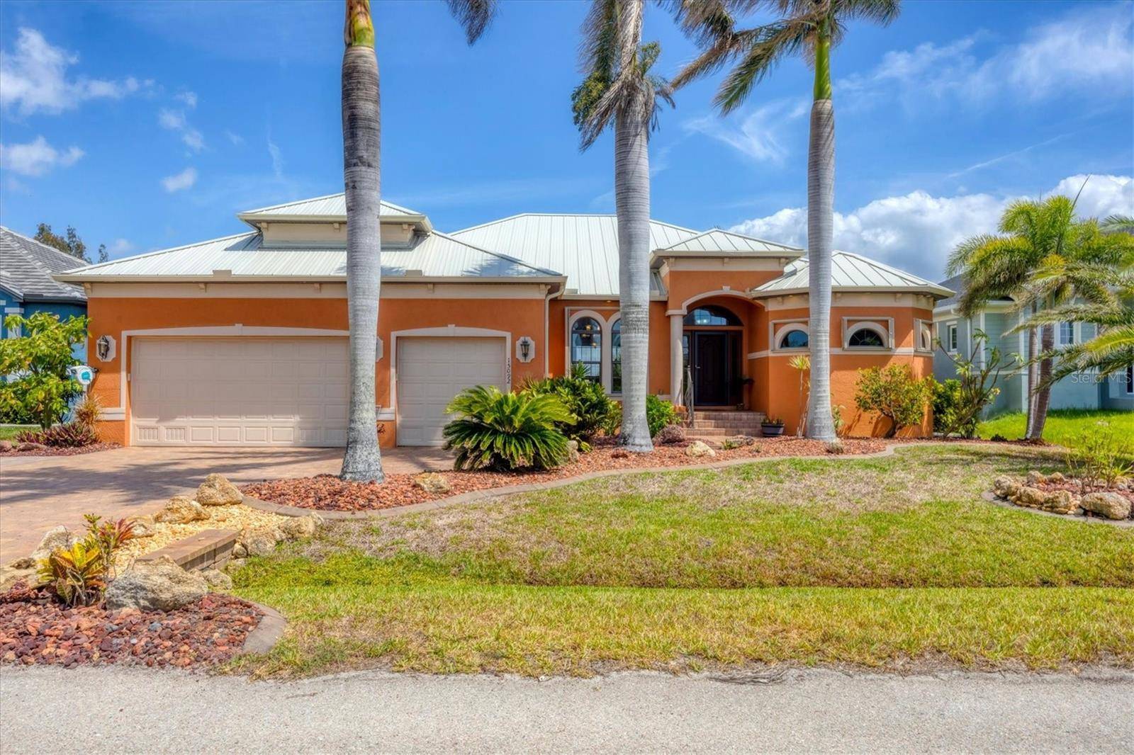Port Charlotte, FL 33981,15092 CHINOOK WAY